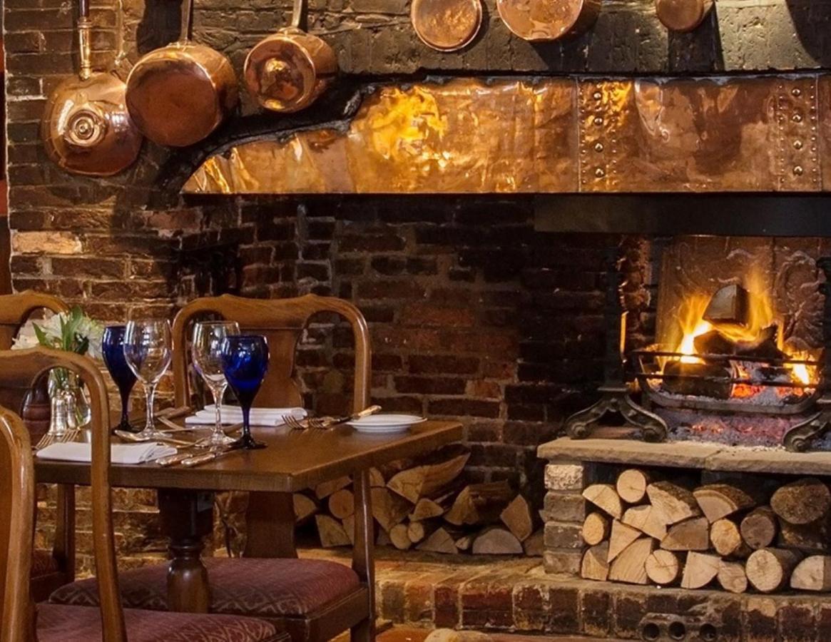 Spread Eagle Hotel And Spa Midhurst Buitenkant foto