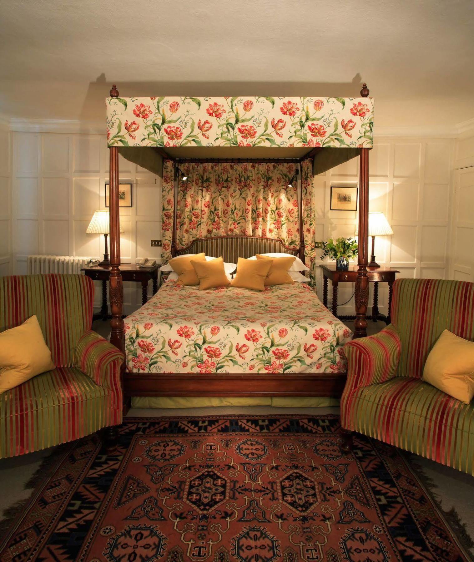 Spread Eagle Hotel And Spa Midhurst Buitenkant foto