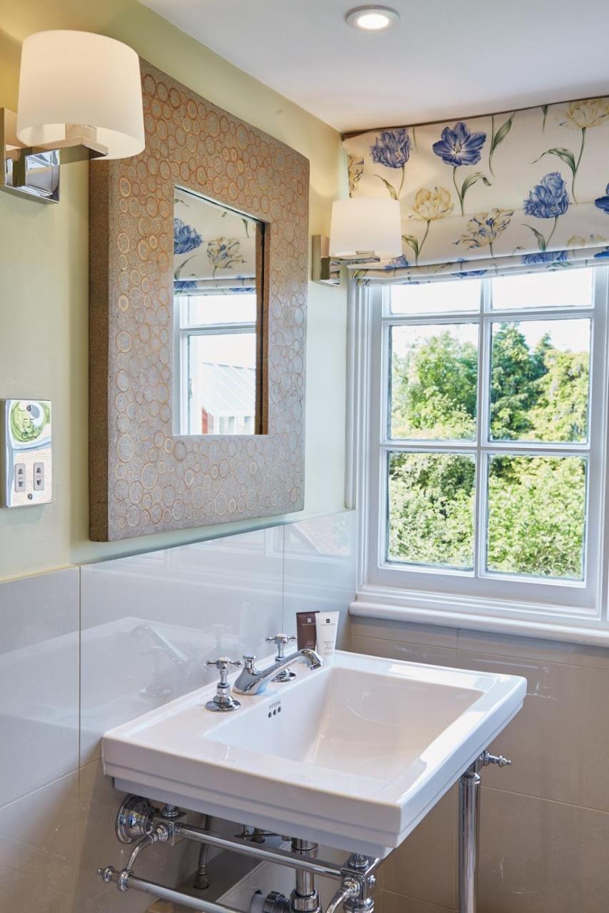 Spread Eagle Hotel And Spa Midhurst Buitenkant foto